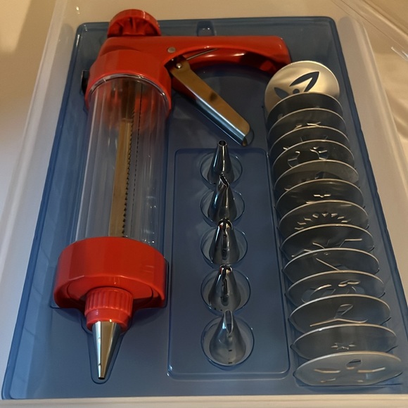 Kuhn Rikon Switzerland Professional Cookie Press and Decorating tips - Picture 4 of 13